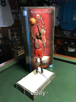 Michael Jordan 1998 Finals Last Shot Statue/Figure Upper Deck Pro Shots Ultimate