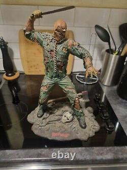 Neca Jason Voorhees Figure Statue 15inch 1/4 Scale VERY rare Number 439Of 1000
