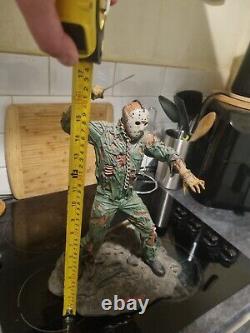 Neca Jason Voorhees Figure Statue 15inch 1/4 Scale VERY rare Number 439Of 1000