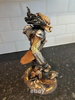 PREDATOR RESIN CAST MODEL STATUE 14.5 inch height Stunning, Rare Item