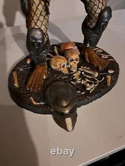PREDATOR RESIN CAST MODEL STATUE 14.5 inch height Stunning, Rare Item