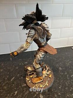 PREDATOR RESIN CAST MODEL STATUE 14.5 inch height Stunning, Rare Item
