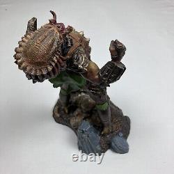 Predator Alien Figure Figurine Statue Arched Back Resin 11 Tall 1991 Vintage