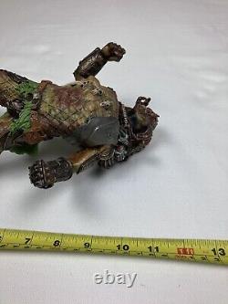 Predator Alien Figure Figurine Statue Arched Back Resin 11 Tall 1991 Vintage