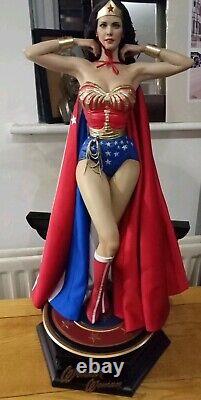 Prime 1 Studio MMWW-03S Wonder Woman 1975 TV Series Deluxe Bonus Ver Statue 1/3