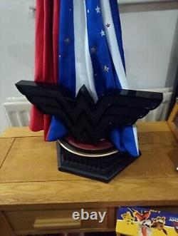 Prime 1 Studio MMWW-03S Wonder Woman 1975 TV Series Deluxe Bonus Ver Statue 1/3
