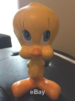 RARE Looney Tunes Tweety Bird Warner Brothers Store Statue Figure WB