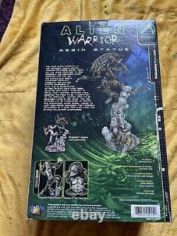 Rare Vintage Palisades Alien Warrior Resin Statue Limited 1639/2000