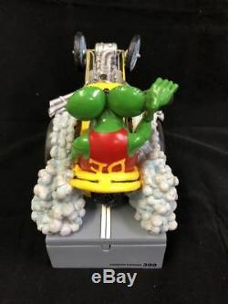 Rat fink Ed Roth mooneyes Limited Figure statue doll accessory case Hot Rod y1