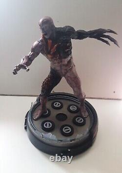 Resident Evil Limited Edition Statue Tyrant Licker Figure Horror Numskull Gamer