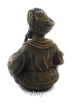 Resin Bronze Finished Traditional Men Figure Statue Showpiece