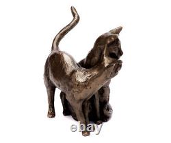 Resin Figure Cat Couple Made Of With Bronzepulver Statue Art Sculpture Large
