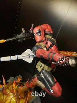 SIDESHOW Deadpool Heat-Seeker PREMIUM FORMAT FIGURE STATUE