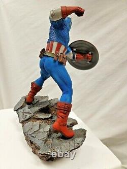 SIDESHOW EXCLUSIVE Signed By STAN LEE CAPTAIN AMERICA PREMIUM FIGURE STATUE Bust