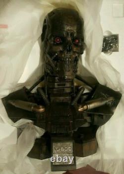 Sideshow 11 Scale Life-size Terminator T-600 Endoskeleton Bust Statue Figure