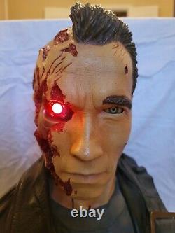 Sideshow 11 Scale Life-size Terminator T-800 Endoskeleton Bust Statue Figure