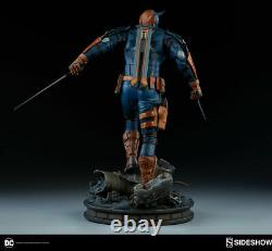 Sideshow Collectibles DC Comics Deathstroke Premium Format Figure Statue