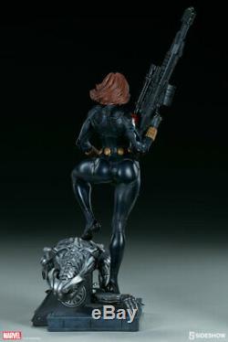 Sideshow Collectibles Marvel Comics Black Widow 24 Premium Format Figure Statue