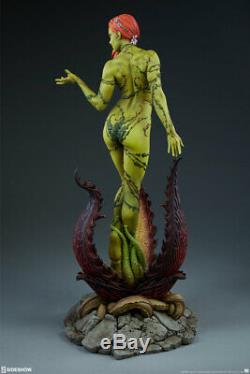 Sideshow Poison Ivy DC Comics Premium Format Figure Batman Statue