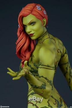 Sideshow Poison Ivy DC Comics Premium Format Figure Batman Statue