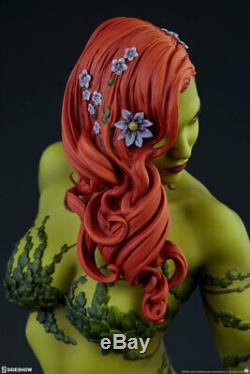 Sideshow Poison Ivy DC Comics Premium Format Figure Batman Statue