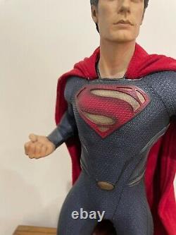 Sideshow Superman Man Of Steel Premium Format 1/4 Scale Statue Figure DC Comics