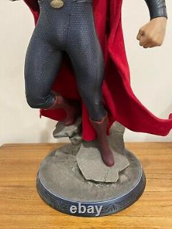 Sideshow Superman Man Of Steel Premium Format 1/4 Scale Statue Figure DC Comics