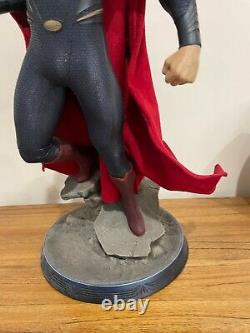 Sideshow Superman Man Of Steel Premium Format 1/4 Scale Statue Figure DC Comics