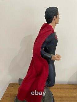 Sideshow Superman Man Of Steel Premium Format 1/4 Scale Statue Figure DC Comics