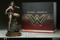 Sideshow Wonder Woman DC Comics Gal Gadot Premium Format Figure Statue NEW