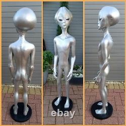 Silver Special Edition Fibreglass / Resin 4 Foot Alien Statue / Figure