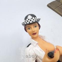 Simon Laurens Sexy Police Resin Figure Statue 9 Tall Signed