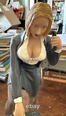 Super Sexy 10 Office Worker Type Woman Resin Figure with Stockings New SIGNED