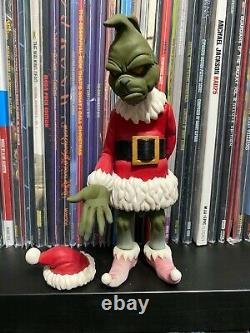 The Grinch With Max Bundle Whereschapell Statues