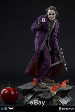 The Joker Dark Knight Premium Format Figure Sideshow STATUE Heath Ledger