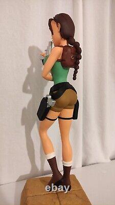 Tomb Raider Lara Croft Statue By Core Design & Eidos Interactive 1997