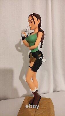 Tomb Raider Lara Croft Statue By Core Design & Eidos Interactive 1997