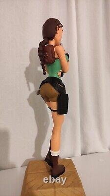 Tomb Raider Lara Croft Statue By Core Design & Eidos Interactive 1997