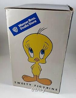 Tweety Pie Warner Bros Studio Store Exclusive Figurine 1998 Statue Large Figure