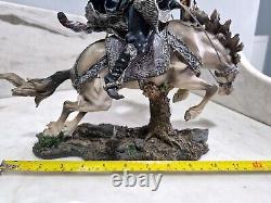 Vbnhgf Sculpture Large Chinese Warrior Figure Mounted Resin