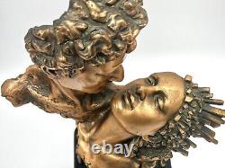 Vintage Bronze Resin Statue Sculpture Lovers Kiss Embrace Queen & King Romance