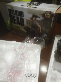 WALKING DEAD TV Daryl & the Wolves 1/8 Resin Statue Gentle Giant