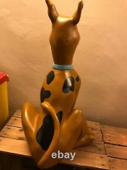 Warner Bros Extra Large Scooby Doo Resin Statue Figure