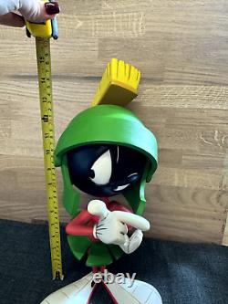 Warner Bros Marvin The Martian 15 Tall Figure, Rutten Extremely Rare