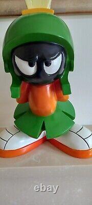 Warner Brothers 1997 Marvin The Martian 12 Figure Statue