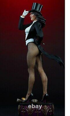 Zatanna DC Sideshow Premium Format Figure EX